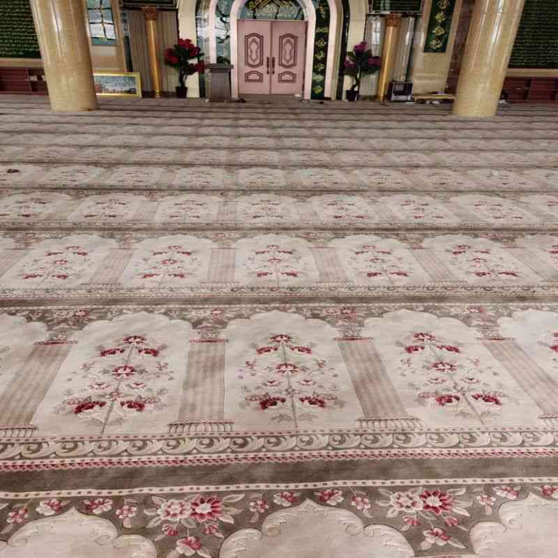 Hand-Carved 100% NZ Wool Mosque Prayer Rug | Luxury Wilton Carpet